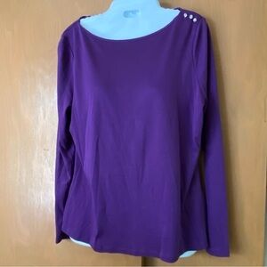 This gorgeous Talbots long sleeve top has three classy diamond shaped stones.